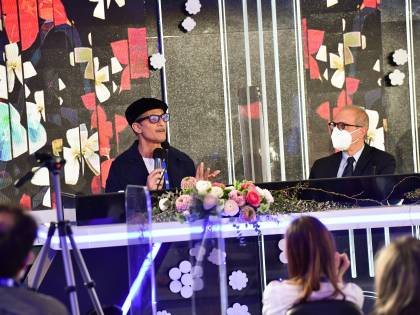 Sanremo, Fiorello in lacrime: "Mi viene un groppo in gola se ci penso"
