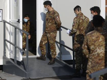 "Fare il vaccino porta a porta". Ecco il piano della task force militare