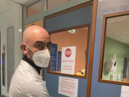 Altro che famosi, “se voglio vederlo vado a Ostia”: la bordata di Maurizio Costanzo contro l’Isola Altro che famosi, “se voglio vederlo vado a Ostia”: la bordata di Maurizio Costanzo contro l’Isola
