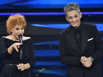 Ornella Vanoni senza freni: "Qui cantano proprio tutti"