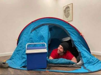 La sinistra dibatte persino sul sacco a pelo delle Sardine