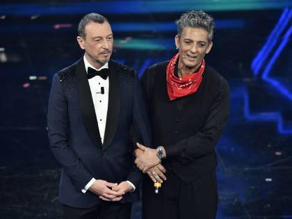 L'ira di Amadeus dopo il Festival: "Adesso chiedete scusa..."