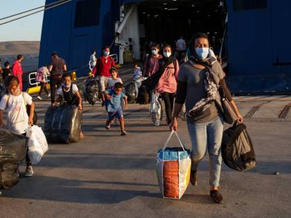 'Devono conoscere la lingua...' La nuova legge per i migranti
