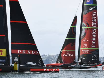 I Kiwi lavorano pure di notte per eclissare la Luna Rossa