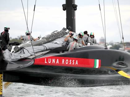 Lo sfogo da Luna Rossa: "Il patto a due è una pagliacciata"
