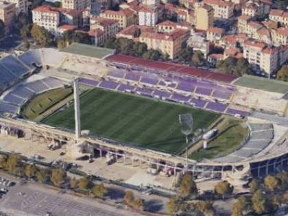 Cento milioni del Recovery Fund per ristrutturare lo stadio di Firenze. È giusto?