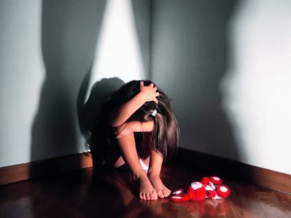 L'orrore delle "pedomama" nelle mura di casa