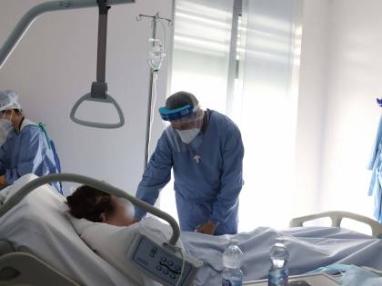 Scappa dal centro immigrati: positivo alla variante nigeriana