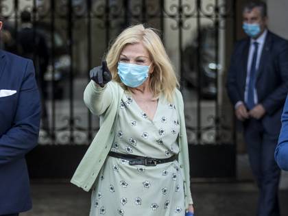 Sandra Milo minacciata dopo la battuta sul vaccino: "La soddisfazione di schiattare non ve la darò"