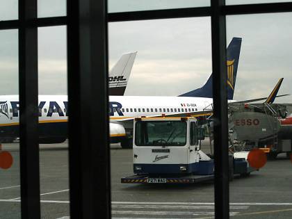 Aeroporti in Toscana, Letta dice la sua e imbarazza il Pd. Lega all'attacco