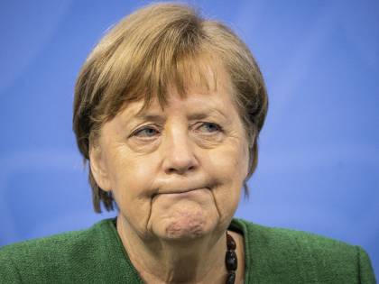 Revocato il lockdown. La Merkel chiede scusa