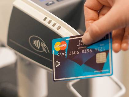 I 5 pagamenti da non fare mai in contanti: ecco perché