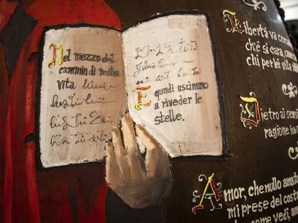 Per non offendere gli islamici adesso si censura pure Dante