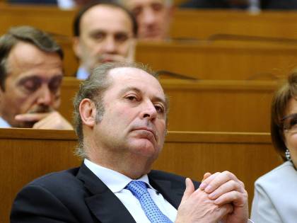 Generali, Donnet rilancia "Presto il nuovo piano"