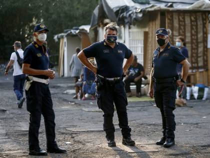 I rom si fingono rider e sequestrano un 28enne. "Ho rischiato di morire"