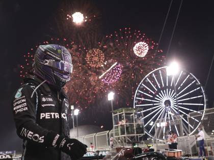 Il gran premio dei clic. Ferrari contro Mercedes per la Generazione Z