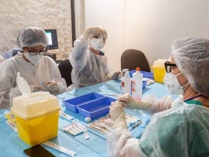 Covid, ecco dov'è la "chiave" per fermare le varianti