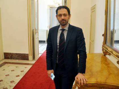 "Spalma i morti...". I trucchi in Sicilia anti zone rosse: assessore indagato