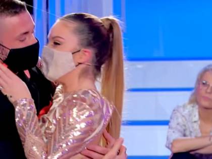 Sophie Codegoni ha già dimenticato Matteo? Beccata con un ex di Uomini e Donne