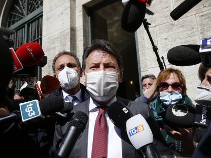 Altra picconata a Conte. Il lavoro torna "flessibile"