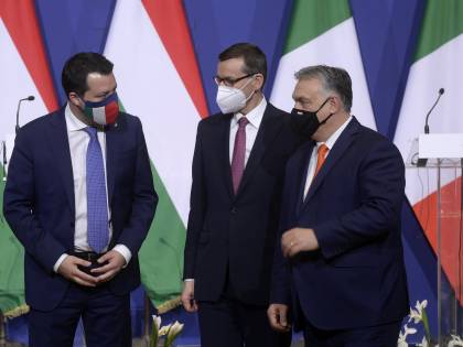 "Inopportuno", "Voi le Sardine". È scontro Salvini-Pd su Orban