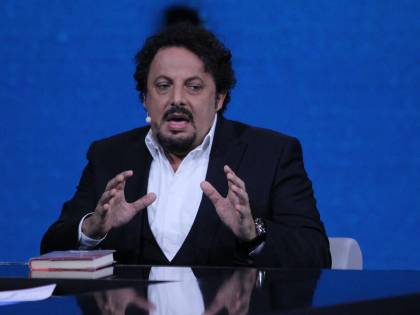 "Un'ora sola vi vorrei per ridere di tutto. Anche delle cose brutte"