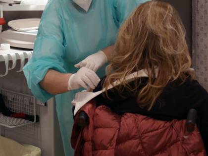 La Toscana ha vaccinato pure i maestri di danza prima di anziani e fragili