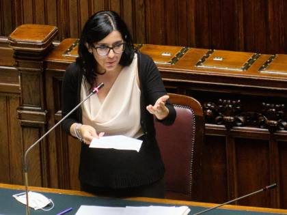 L'antidroga va alla Dadone. Scoppia l'ira del centrodestra