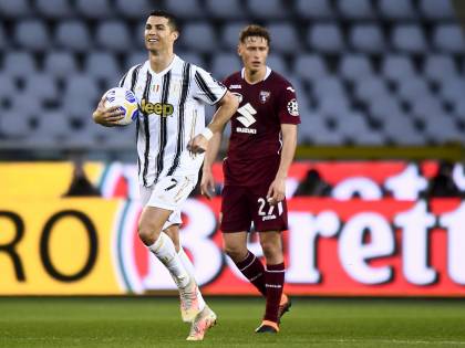 La Juve "balla" sempre ma il Toro non fa festa CR7 salva (per ora) Pirlo