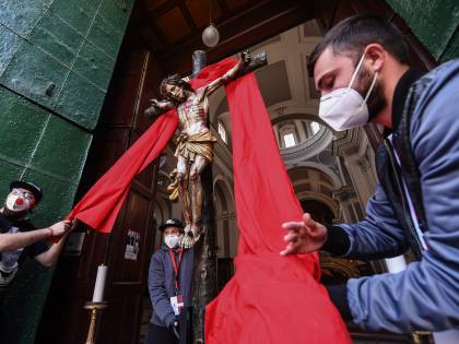 Dai Salmi a Zanzotto per risorgere un po'