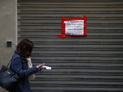 "Non ce la faccio più". Il 70% degli italiani contro nuove restrizioni
