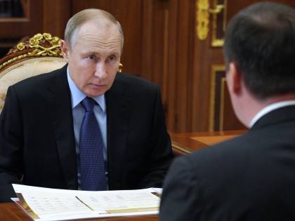 Presidente fino al 2036. Putin può battere Stalin. Navalny va in ospedale
