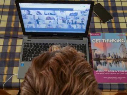 Didattica a distanza. Parla una prof di inglese: "A volte mi sento una pazza"
