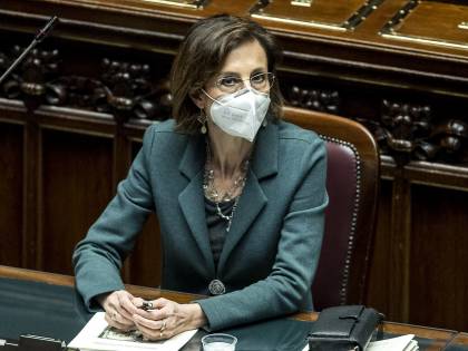 "Ridateci i 14 terroristi che vivono in Francia". Pressing italiano alla vigilia delle prescrizioni