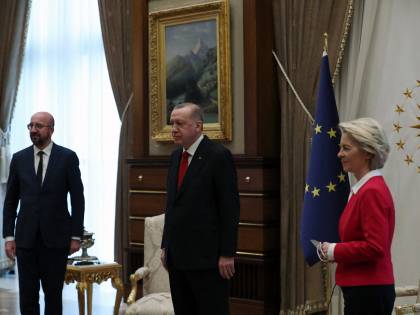 Non solo la Libia: i duelli per l'energia e per l'"influenza" in Albania e Somalia