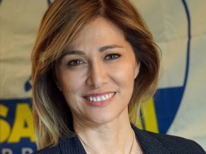 Covid, europarlamentare Lega lascia Facebook: "Troppe censure"