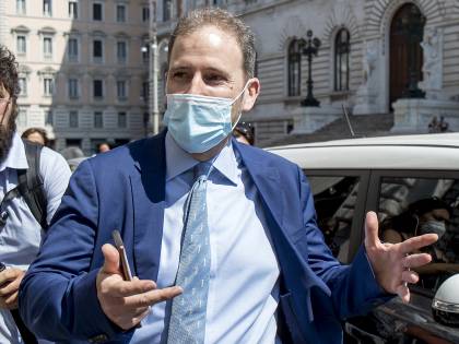 Dibba, Casaleggio e il piano anti grillini: cosa c'è dietro lo stop a Rousseau