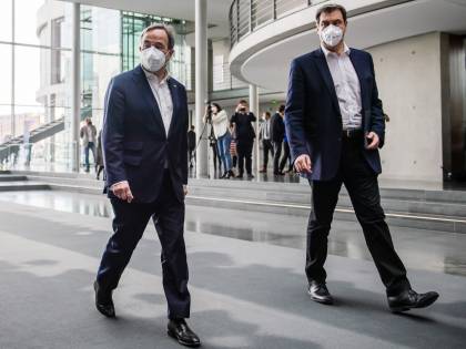 Candidati contrapposti tra le alleate Cdu e Csu. Laschet e Söder si contendono il dopo Merkel