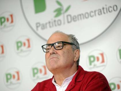 "Ha perso e si inventa il complotto". Così Bettini indebolisce Letta