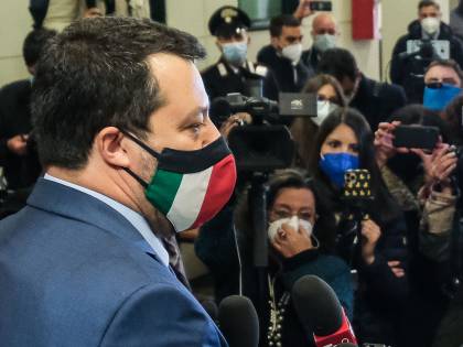 Esultano i manettari "Intollerante e disumano"