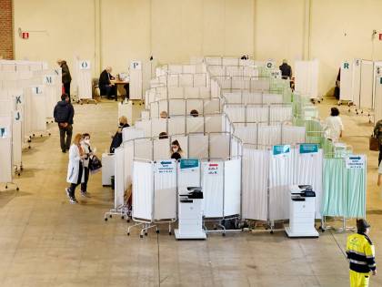La rivincita della Lombardia: ora c'è il "sorpasso sui vaccini"