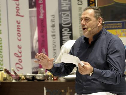 "Poi fanno pipì nei cespugli?": lo chef Vissani e il paradosso delle riaperture a metà