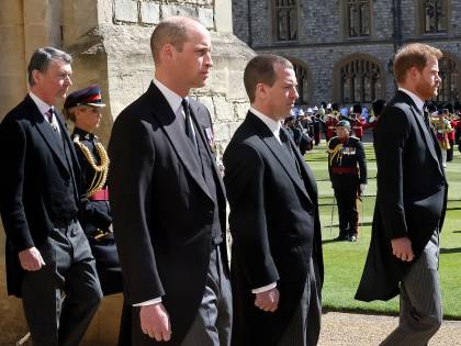 La distensione tra i fratelli. E Harry rinvia il ritorno in Usa