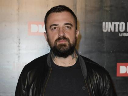 Brumotti aggredito. Chef Rubio choc: "Te ne hanno date poche"