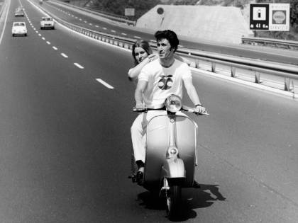 Vespa, i 75 anni della ragazza degli italiani
