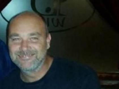 Accoltellato in casa dalla figlia e il fidanzato: "Volevano fare strage familiare"