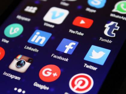 Il calcio inglese boicotta i social. Protesta contro il razzismo