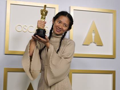 La regista è la prima asiatica a vincere: "Lo spirito ribelle mi fece scappare dalla Cina"
