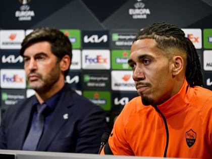 Roma-United, sfida delle strane panchine
