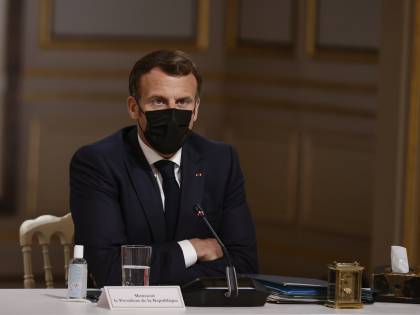 BoJo-Emmanuel, il duello dei leader per lo scettro (nazionalista) di re dell'Europa